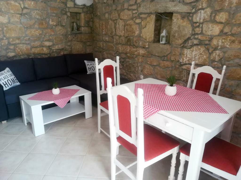 NiVi Apartment Slivnica Ngoại thất bức ảnh